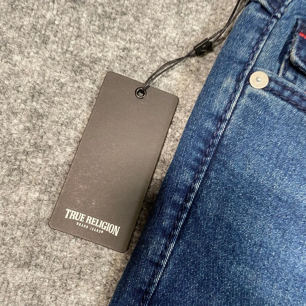 True Religion Geno Relaxed Slim Jeans Dark Shivering Wash Blue Mens 36 NWT